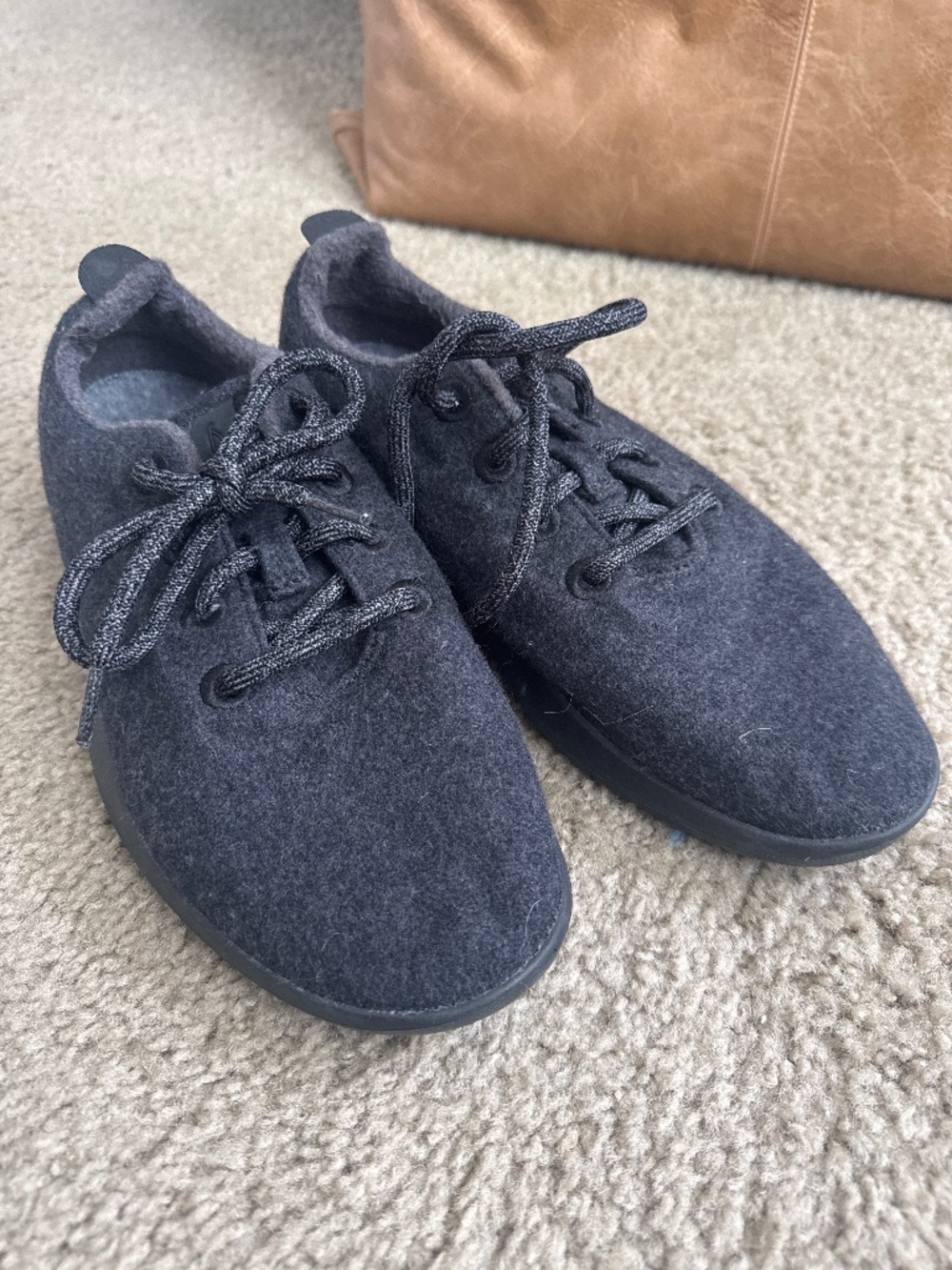 NWOT Allbirds Wool Charcoal Grey Runners Sneakers Casual Athleisure